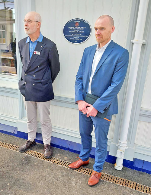 Andy Savage and Network Rail�s James Montgomery at the plaque-unveiling and the plaque.