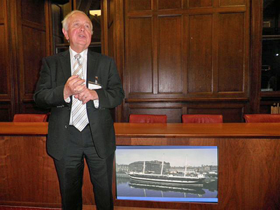 Jim Tildesley addressing members on 